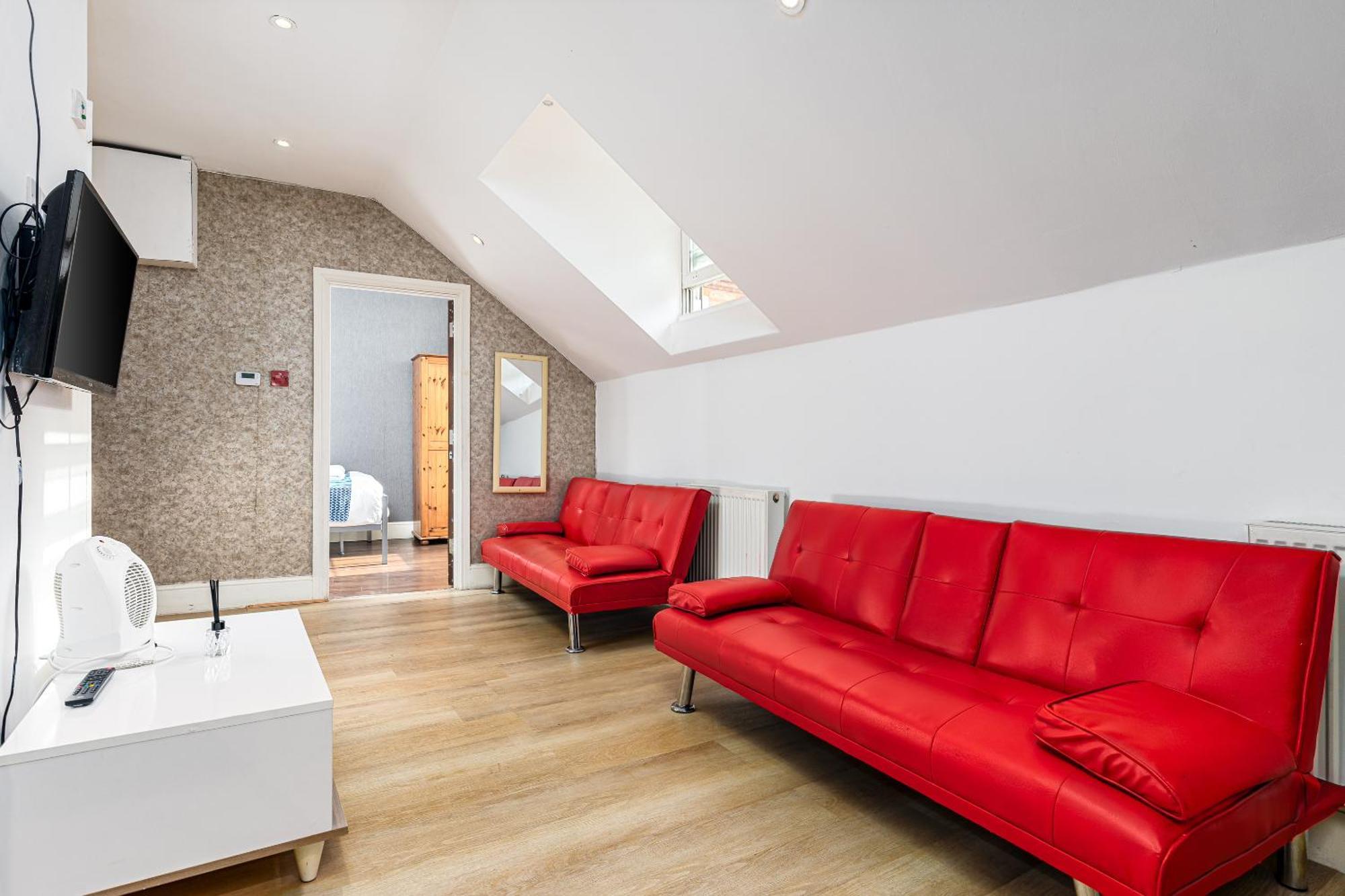 Aldgate Flats Apartament *