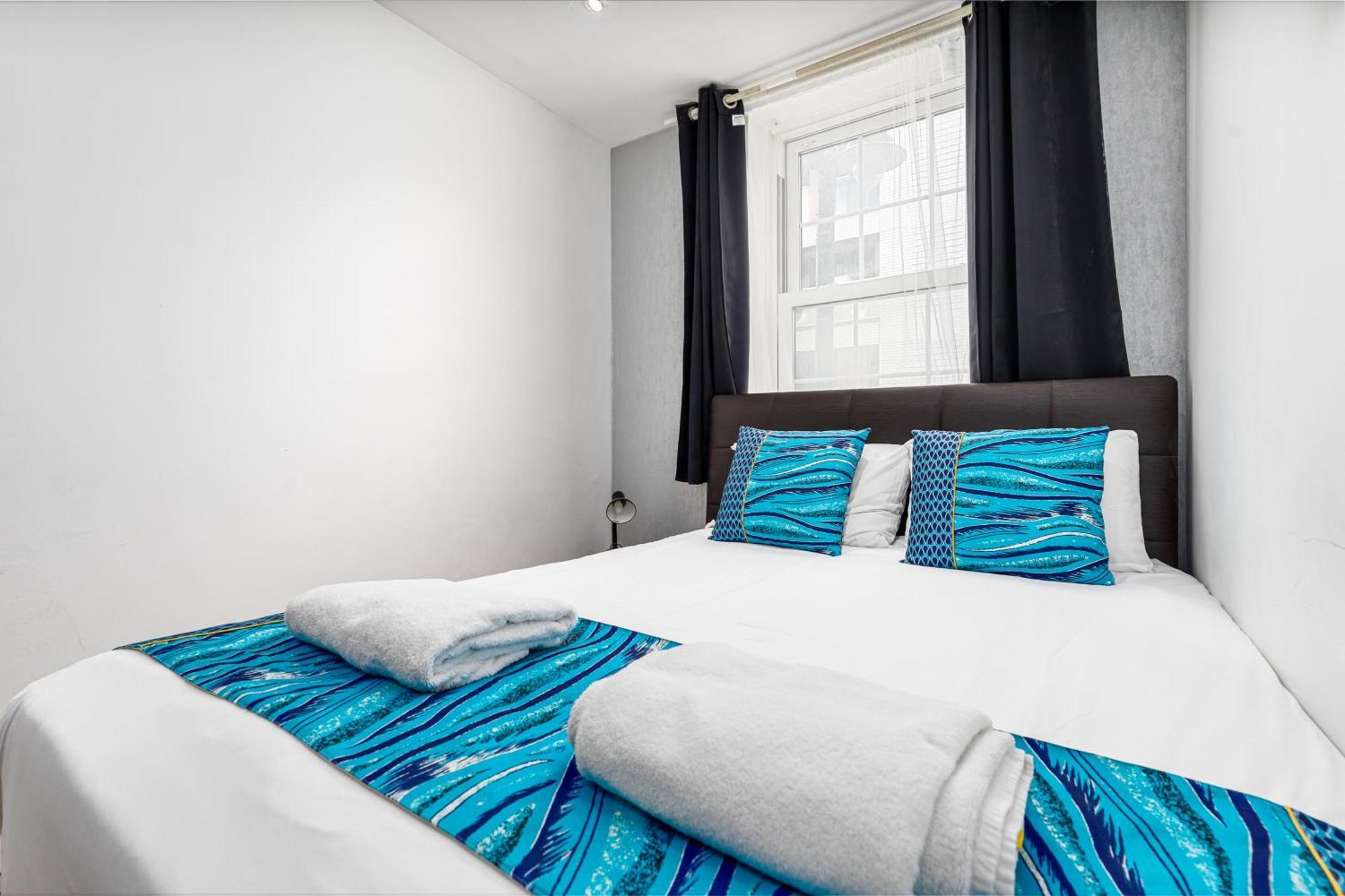 Aldgate Flats * Londra